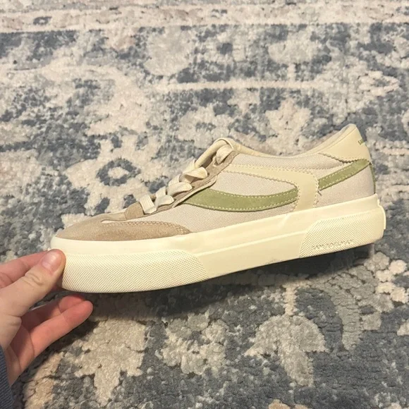 Sam Edelman Simone Lace Up Sneaker - Picture 9 of 12